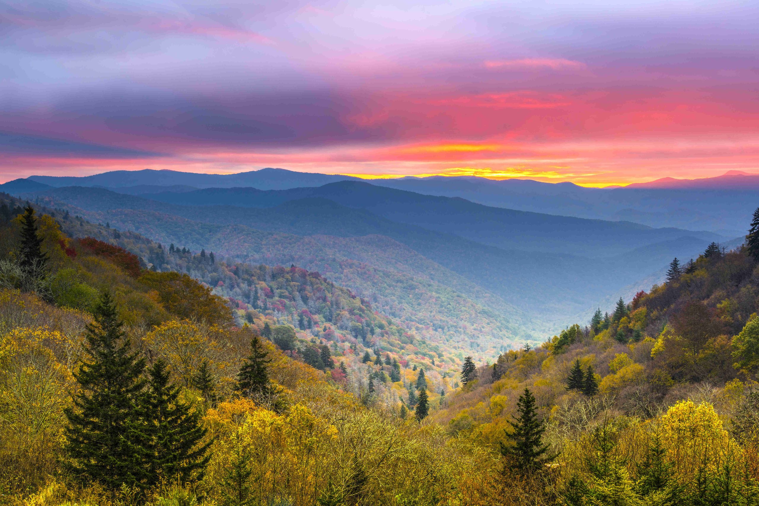 Sevierville, Pigeon Forge or Gatlinburg: Where Should You Stay?