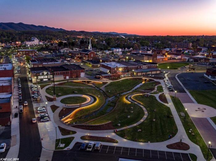 The Best Times to Visit Johnson City: Weather, Crowds & Prices