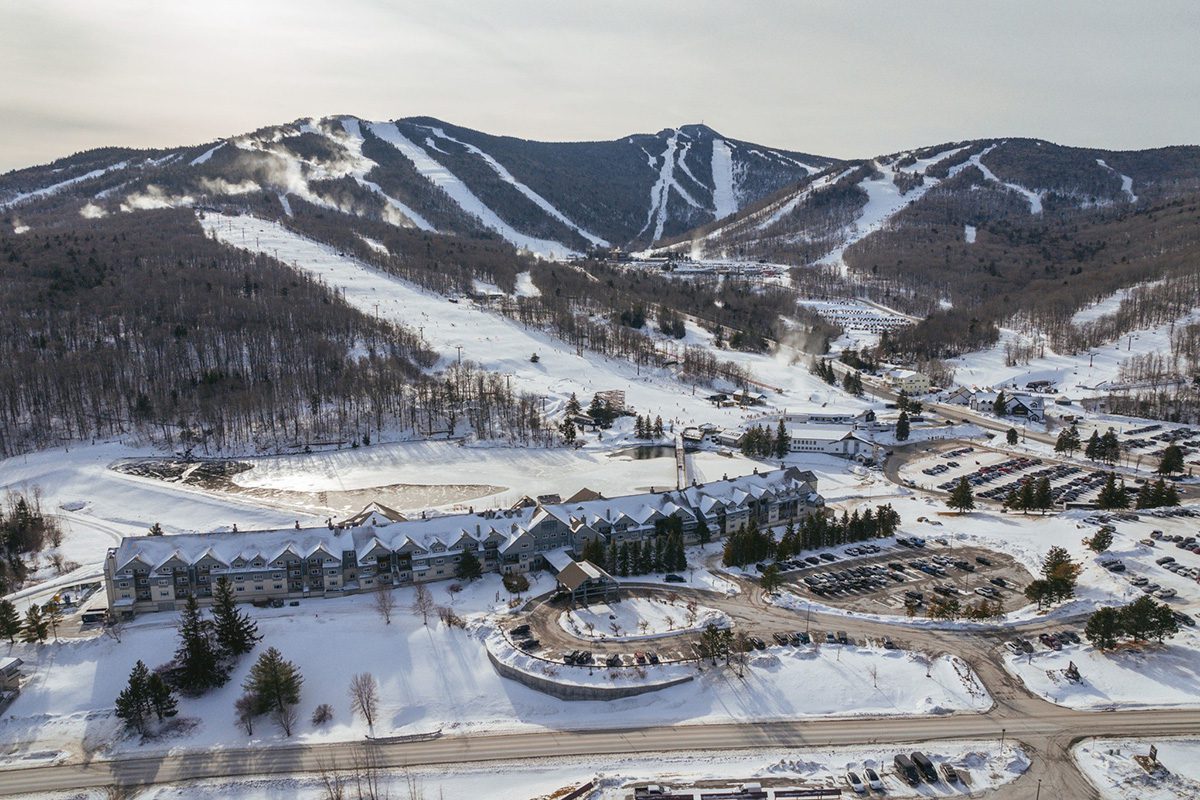 Killington Ski-In/Ski-Out vs Near the Base: What’s Best?