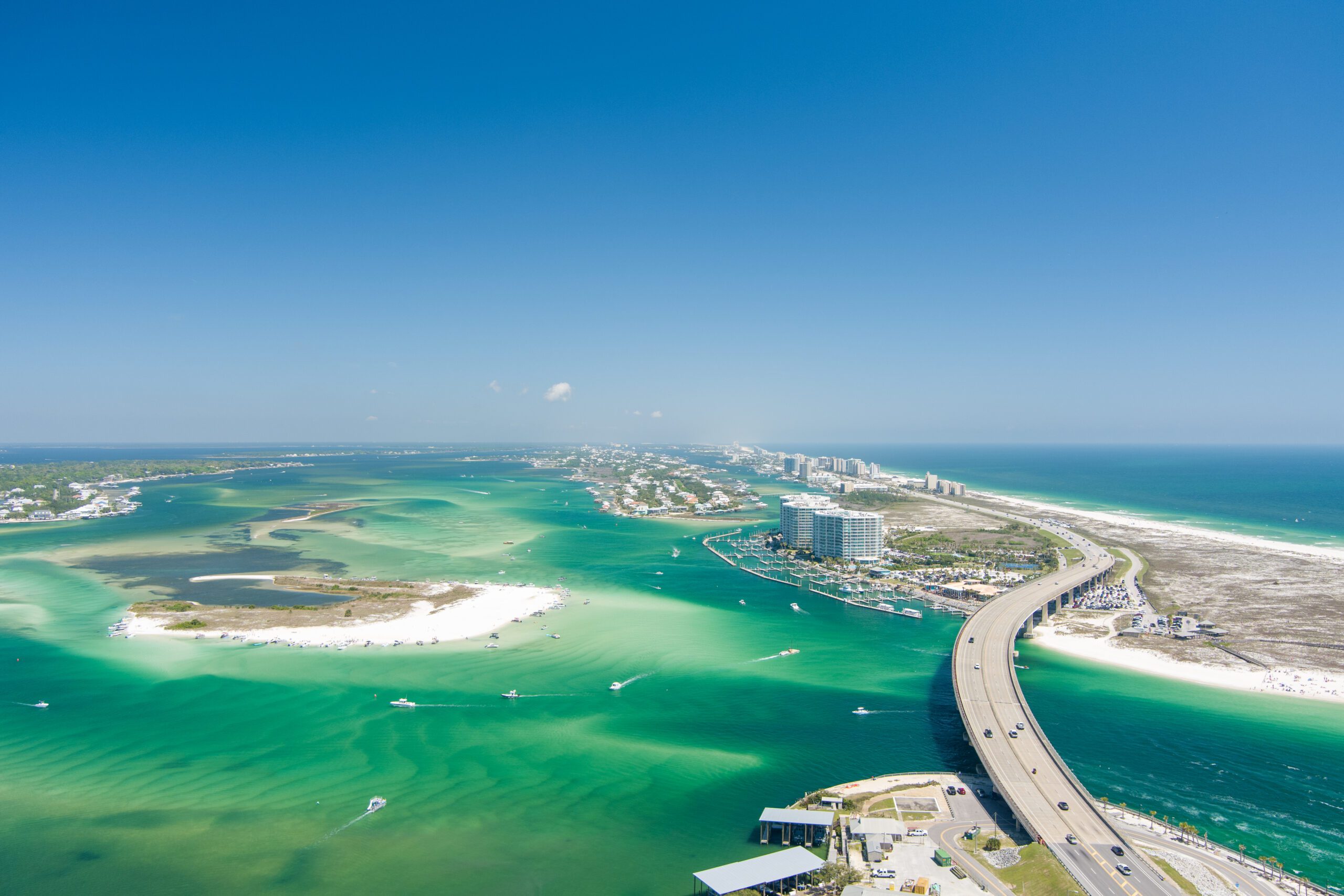 Gulf Shores vs. Orange Beach: Which Alabama Beach Town Should You Book?