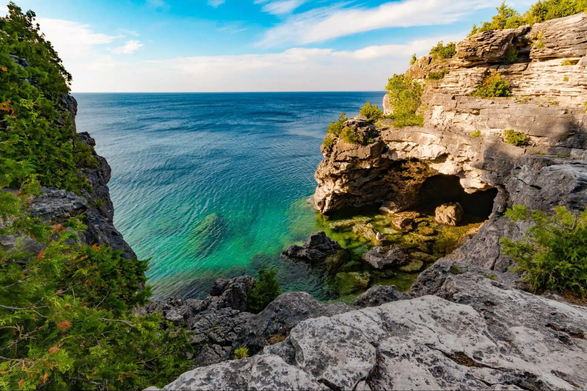 Tobermory vs. Sauble Beach vs. Lion’s Head: Which Bruce Peninsula Town Fits Your Trip?