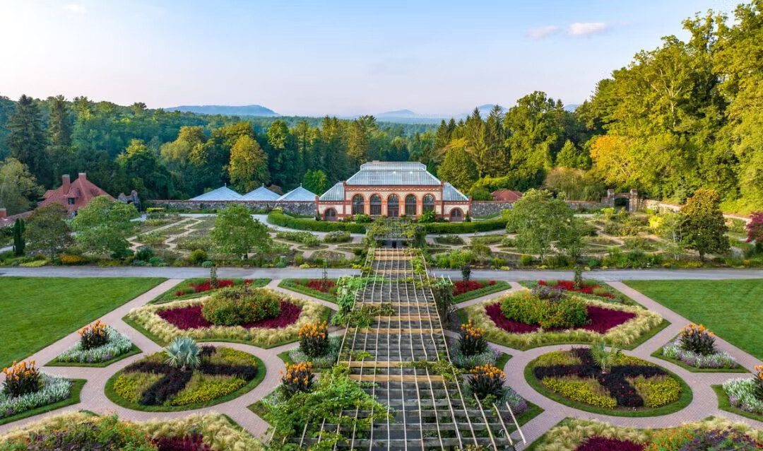 Best Time to Visit Asheville, NC: A Month-by-Month Guide (Including Fall Foliage)