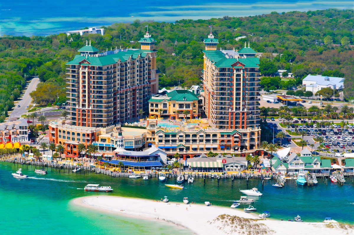 How to Pick Your Emerald Coast Town
Fort Walton Beach vs. Miramar Beach vs. Destin vs. Panama City Beach